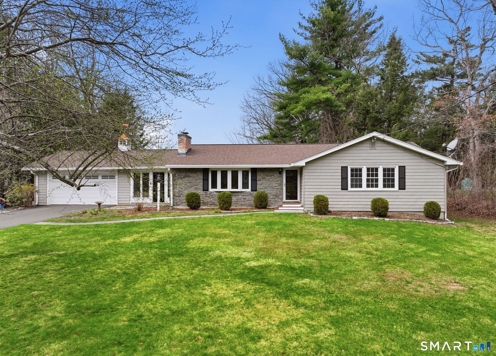 Property Photo: 11 Stardust Drive CT 06035