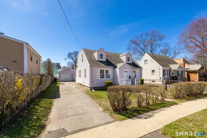 Property Photo: 1451 South Avenue CT 06614