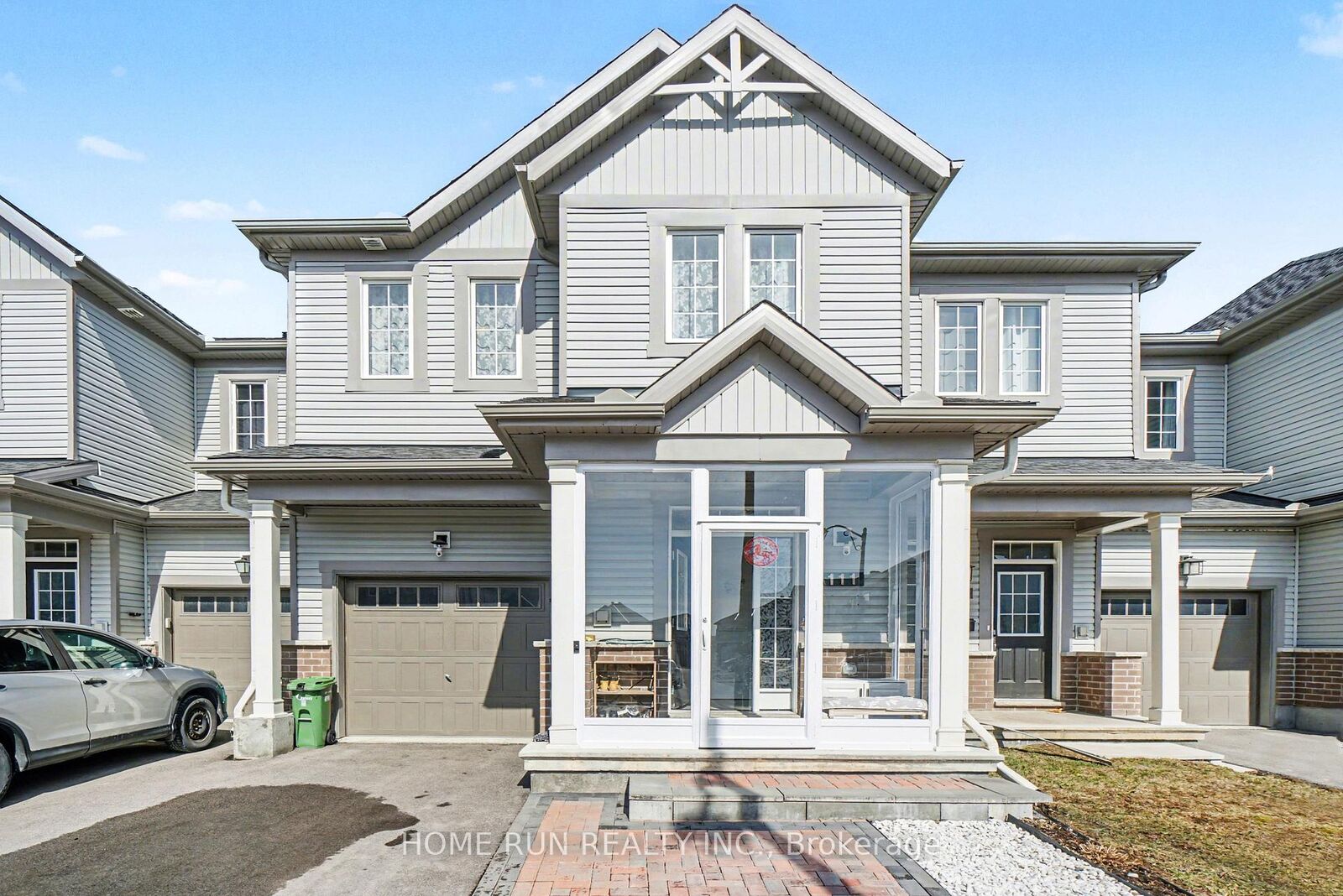 Property Photo: 111 Mesa Drive ON K2J 6W1