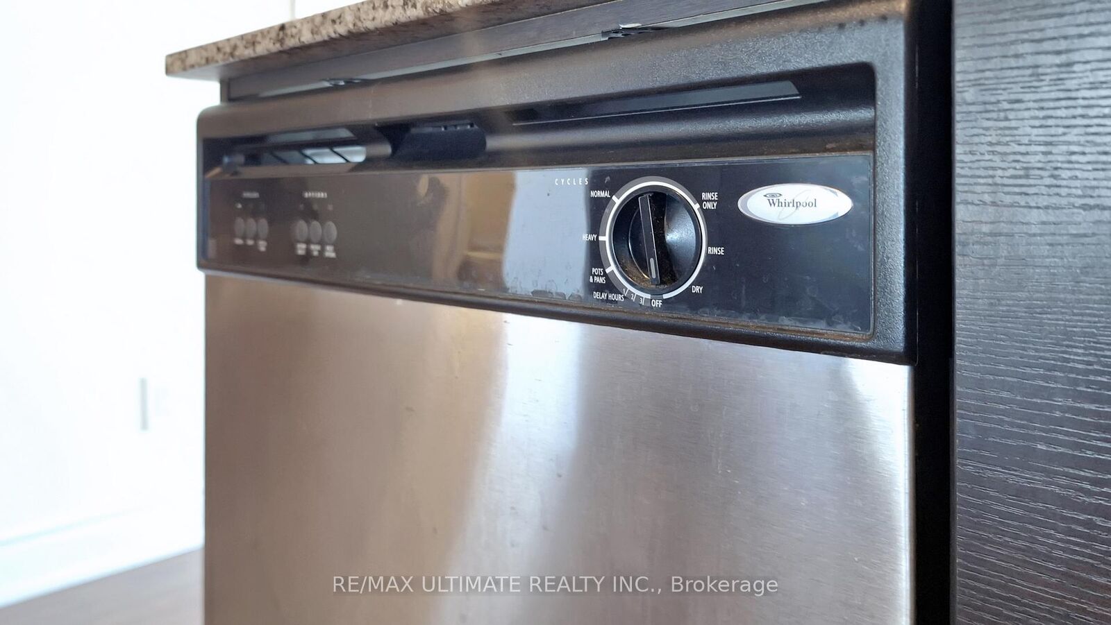Property Photo:  273 South Park Road 718  ON L3T 0B5 