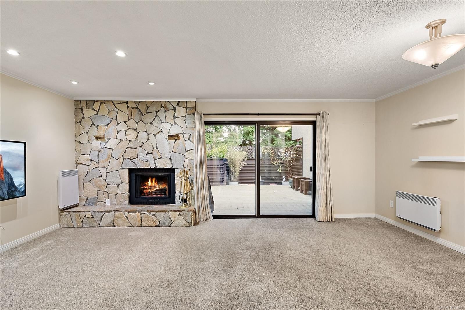 Property Photo:  897 Admirals Rd 13  BC V9A 2P1 