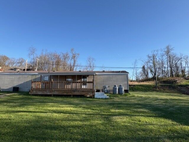 Property Photo:  110 Bethlehem Church Rd  PA 15001 