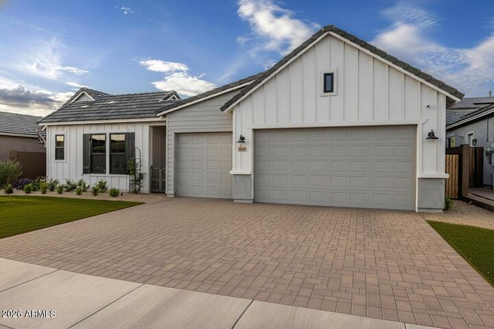 Property Photo:  4226 E Desert Vista Trail  AZ 85331 