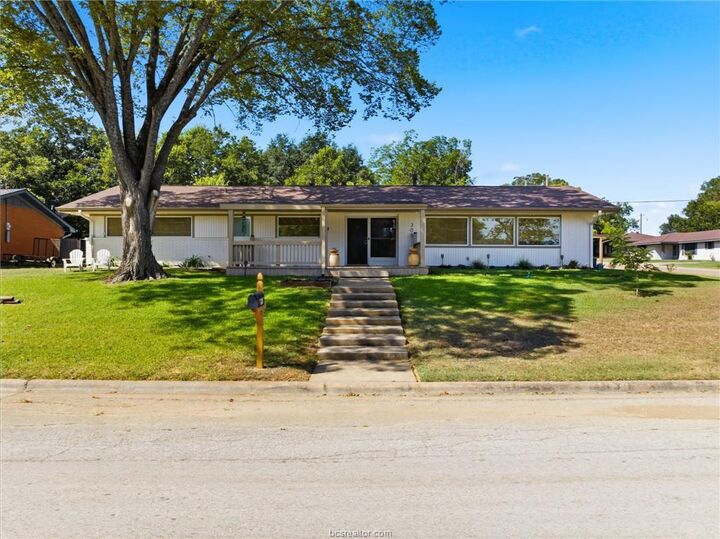 Property Photo:  305 North Harvey Street  TX 77836 
