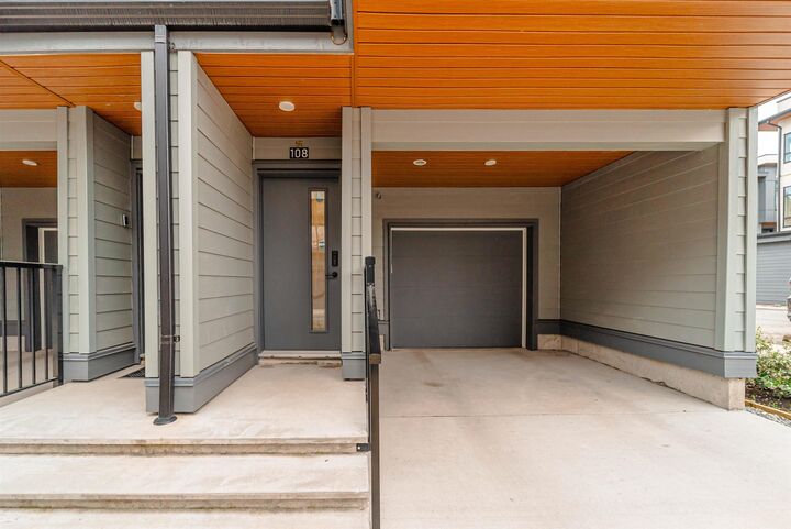 Property Photo: 30530 Cardinal Avenue 108 BC N0N 0N0