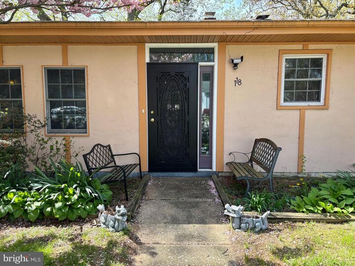 Property Photo:  118 Lakeview  DE 19901 
