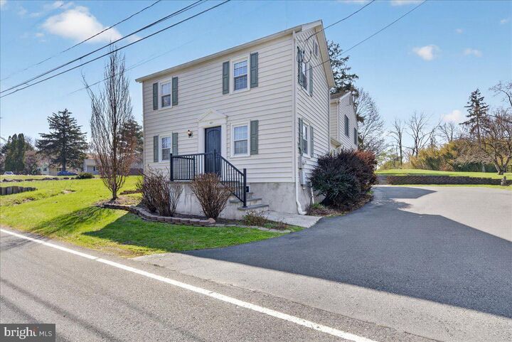 Property Photo:  487 Federal City Road  NJ 08534 