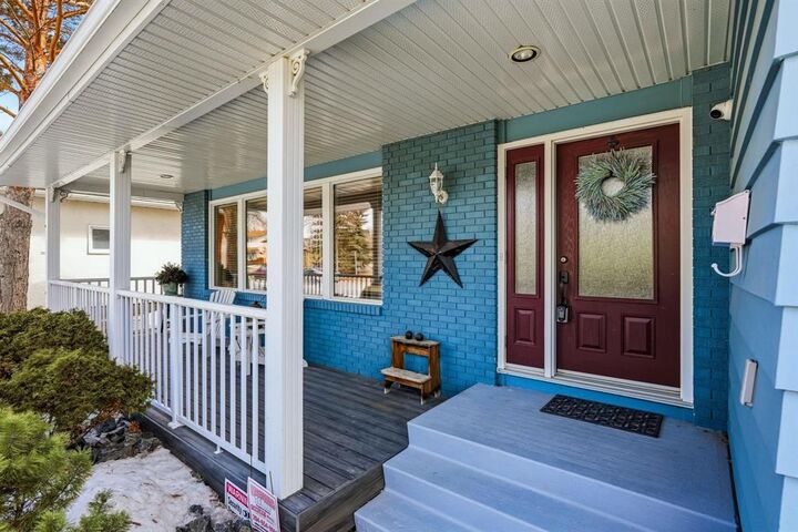 Property Photo:  139 Southmoor Road  MB R2J 2P3 