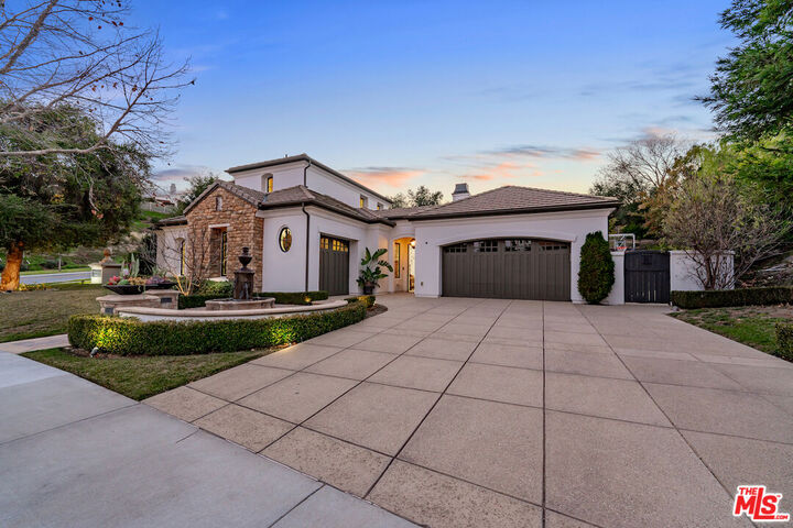Property Photo:  25400 Prado De Las Peras  CA 91302 