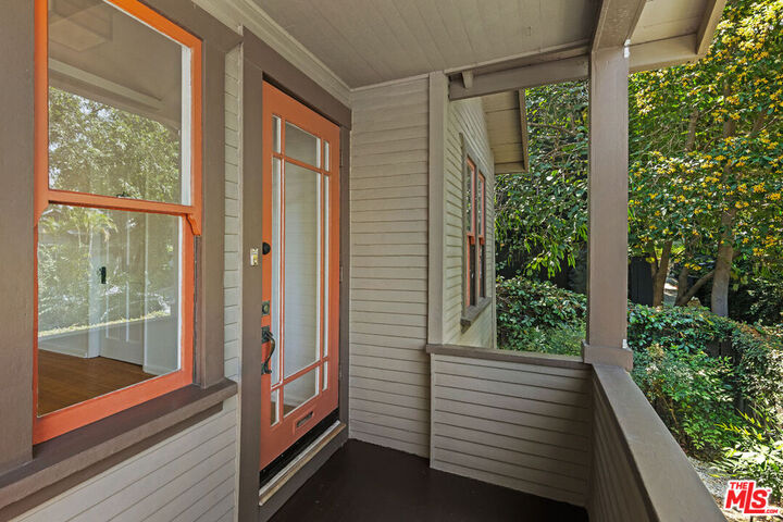 Property Photo:  1448 Angelus Ave  CA 90026 