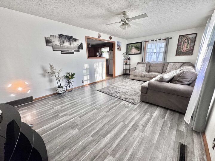 Property Photo:  753 10th Avenue  NE 68601 