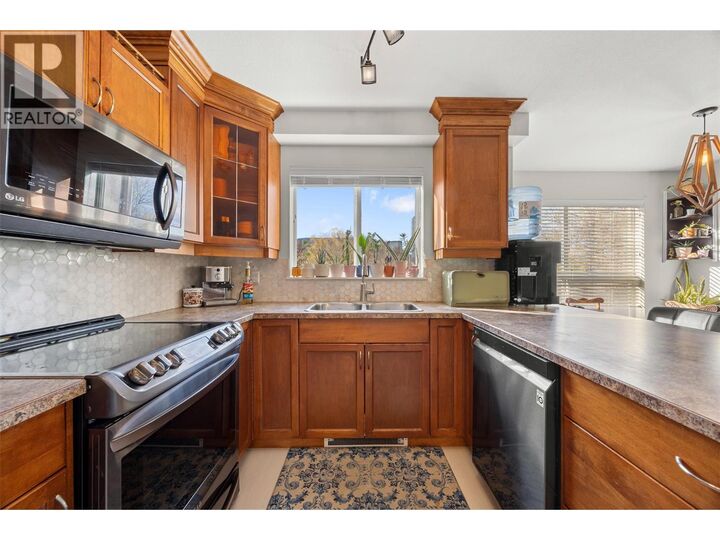 Property Photo:  1965 Pandosy Street 201  BC V1Y 1R9 