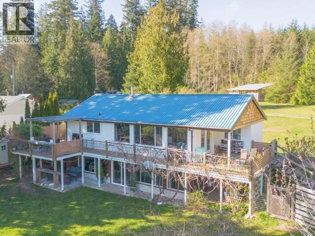 Property Photo:  1819 Roberts Road  BC V8A 0M5 