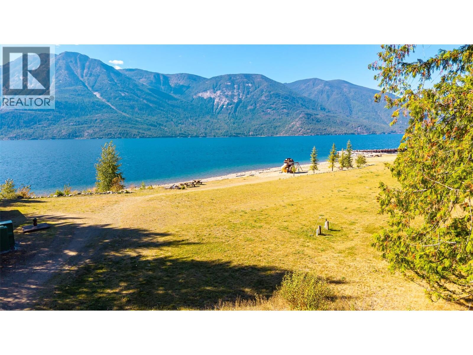 Photo de la propriété:  13501 Lakeshore Drive L  BC V0B 1A1 