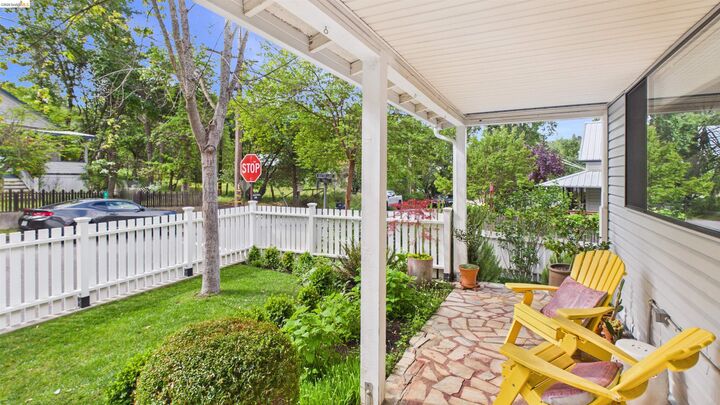 Property Photo: 186 Theall CA 95370