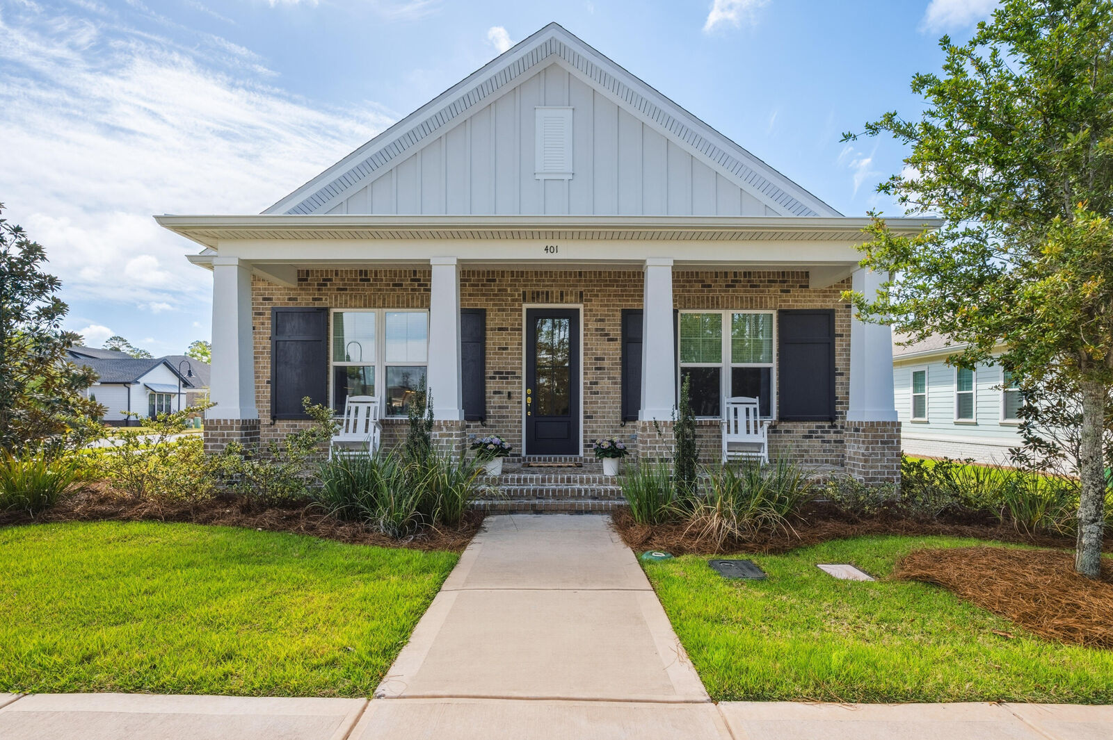 Property Photo: 401 Sweetgrass Lane FL 32578