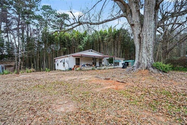 Property Photo:  3580 Paul Samuel Road  GA 30152 