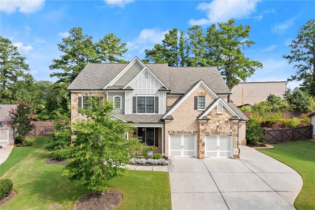 Property Photo:  740 Lanshire Drive  GA 30004 