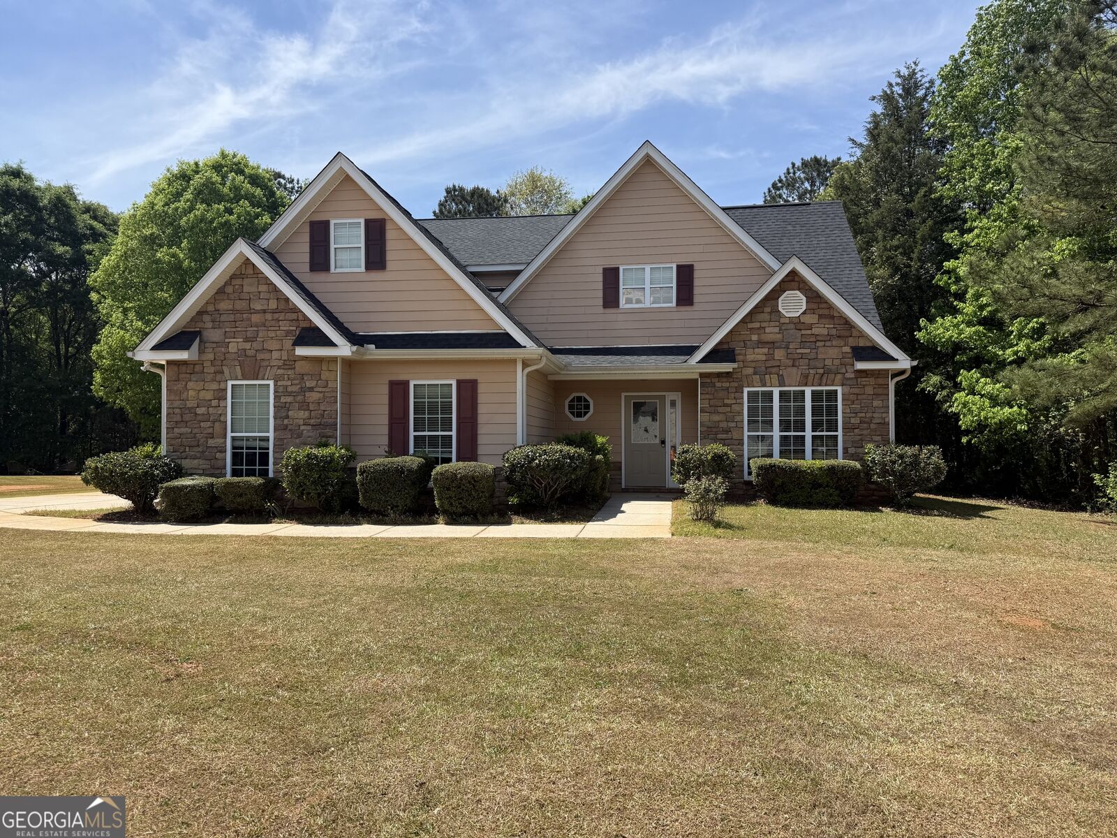 Property Photo:  429 Jasmine Circle  GA 30241 