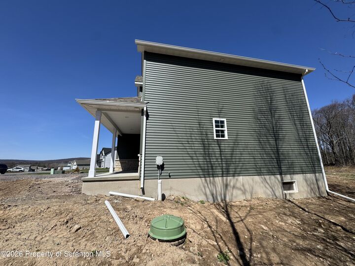 Property Photo:  236 Mountainview Drive  PA 18436 