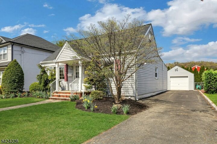 Property Photo:  16 Maple Hill Rd  NJ 07013 