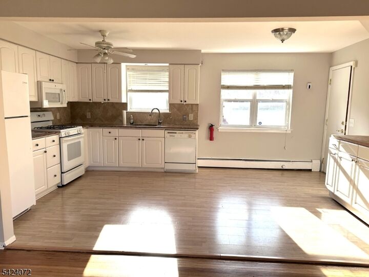 Property Photo:  1165 Valley Rd 1165  NJ 07470 