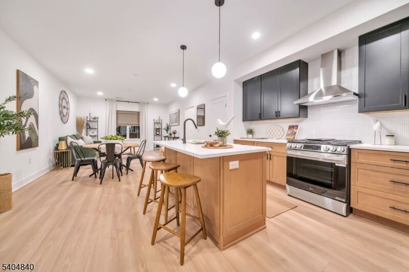 Property Photo:  20 Encampment Ct  U 211  NJ 07045 