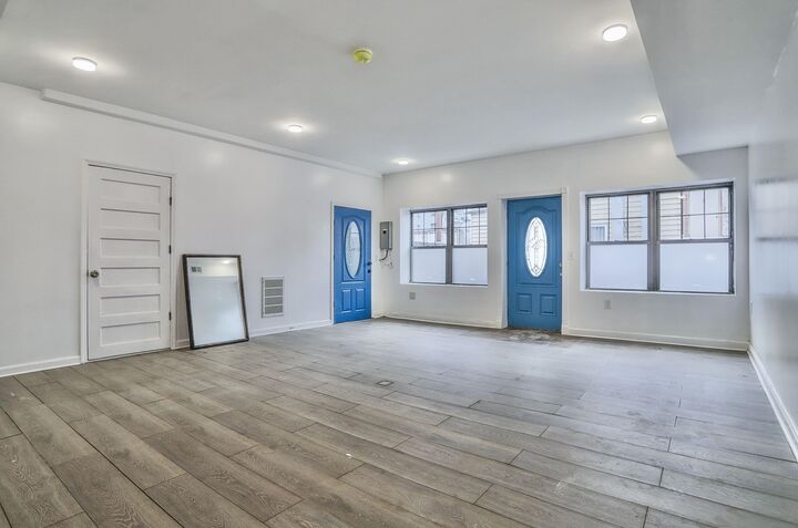 Property Photo:  9017 Riverside Pl House  NJ 07047 