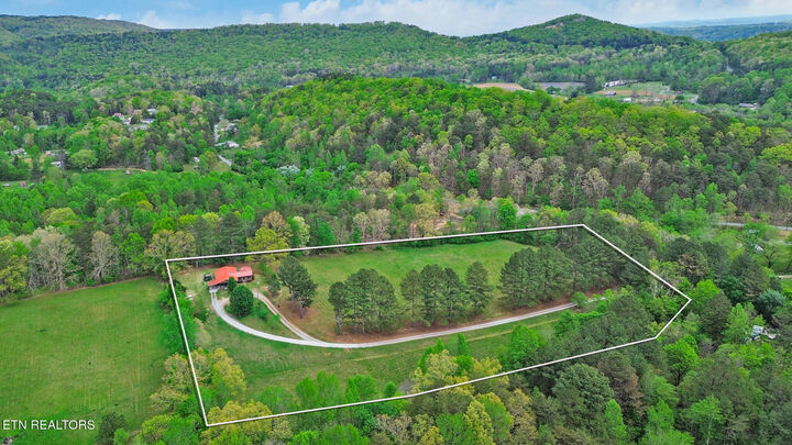 Property Photo:  178 Montgomery Rd  TN 37321 