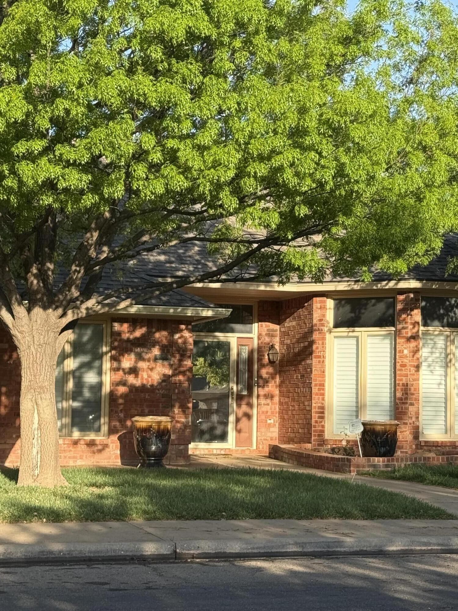 Property Photo:  9808 Vicksburg Avenue  TX 79424 