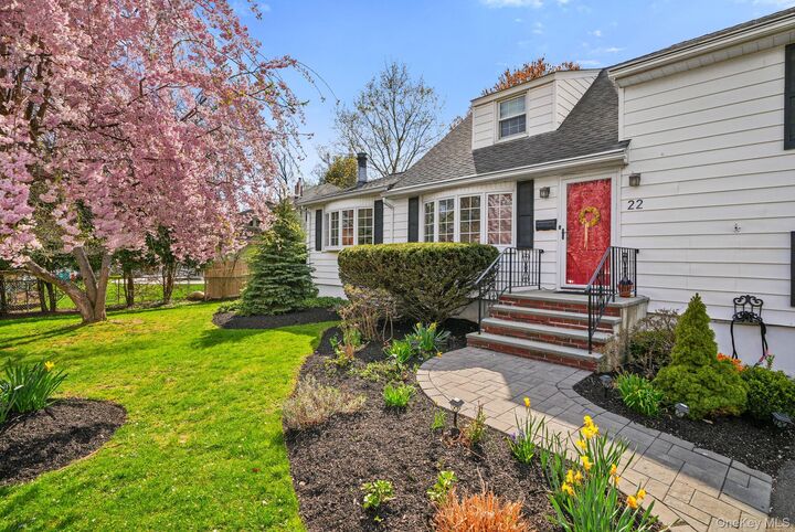 Property Photo:  22 Grand Avenue  NY 10983 