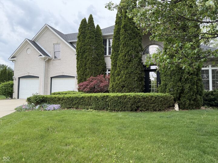 Property Photo:  4064 Shady Pointe Row  IN 46143 