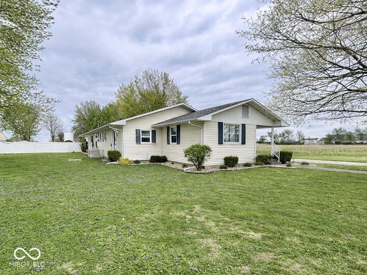 Property Photo: 301 W Illinois Street IN 47850