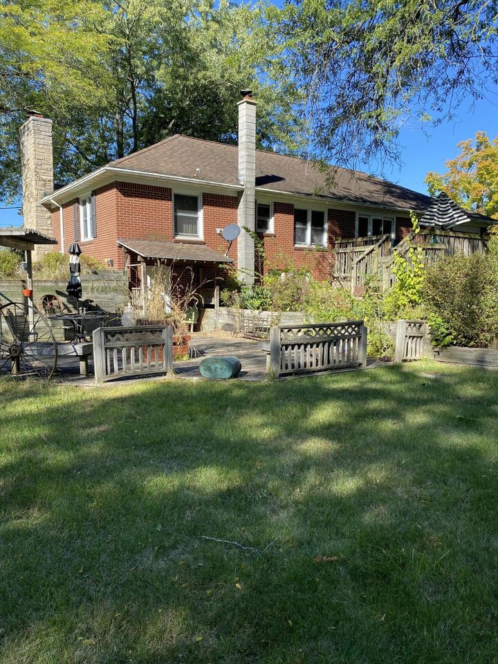 Property Photo:  616 S Stewart Avenue  MI 49412 