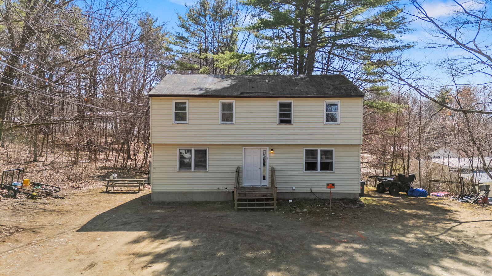Property Photo: 5 Appleby Street ME 04073