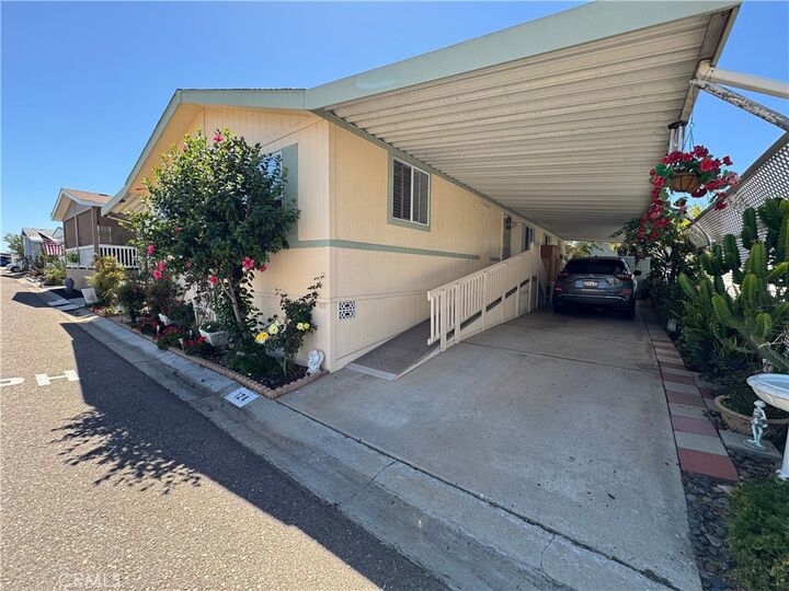 Property Photo:  10771 Black Mountain Road 124  CA 92126 