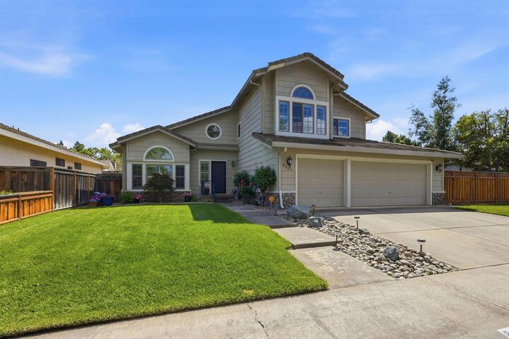 Property Photo: 8904 Royal Gate Way CA 95624