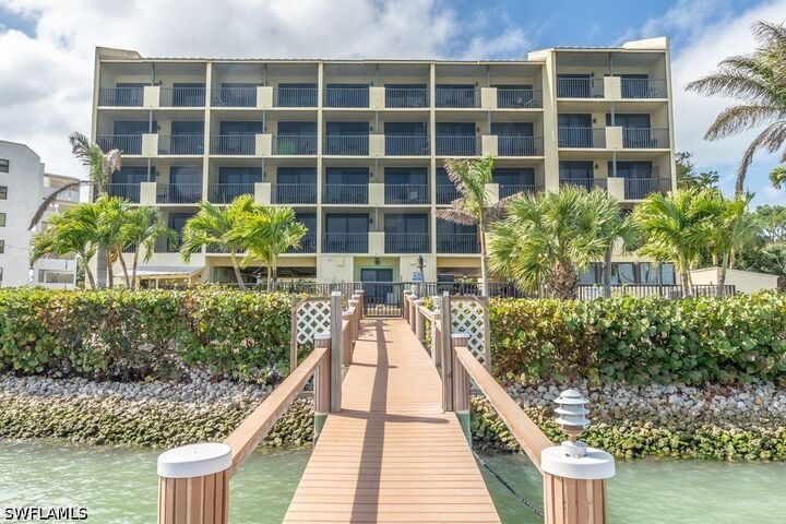 Property Photo:  10 Tampa Place 502  FL 34135 