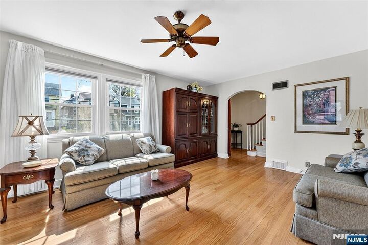 Property Photo:  68 Ilford Avenue  NJ 07031 