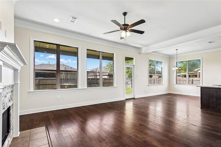 Property Photo:  854 Capistrano Court  LA 70433 
