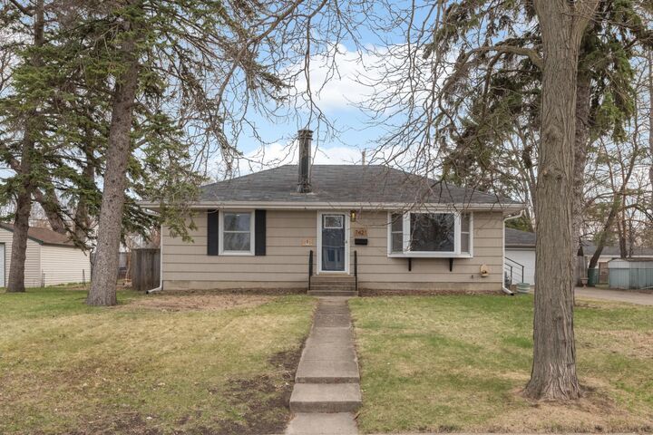 Property Photo:  7421 4th Avenue S  MN 55423 