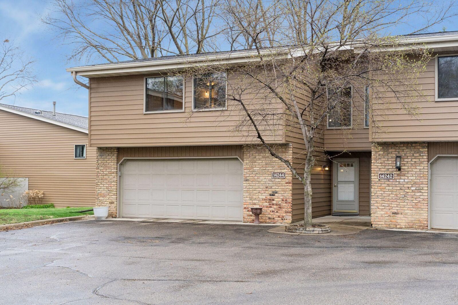 Property Photo:  14244 Chestnut Drive  MN 55347 