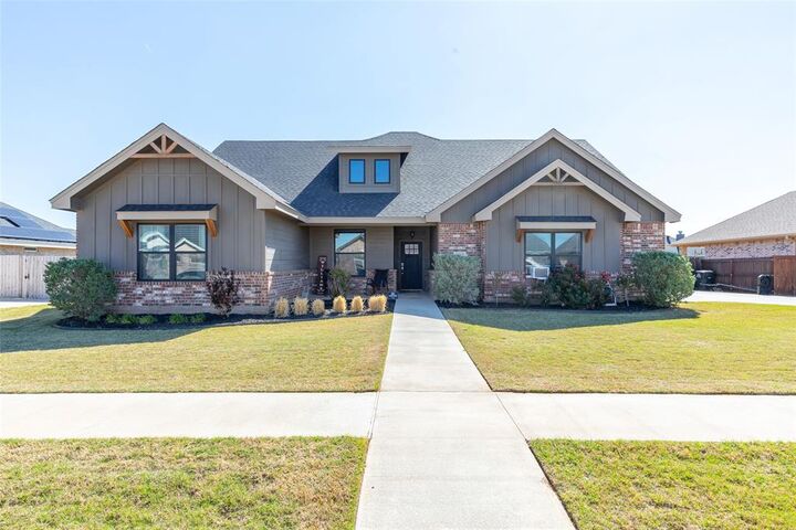 Property Photo:  6817 Red Yucca Road  TX 79606 