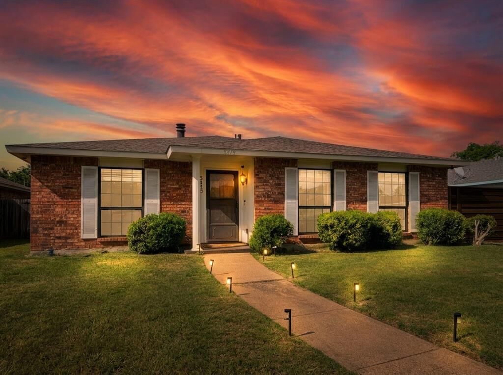 Property Photo:  3413 Moonglow Drive  TX 75044 