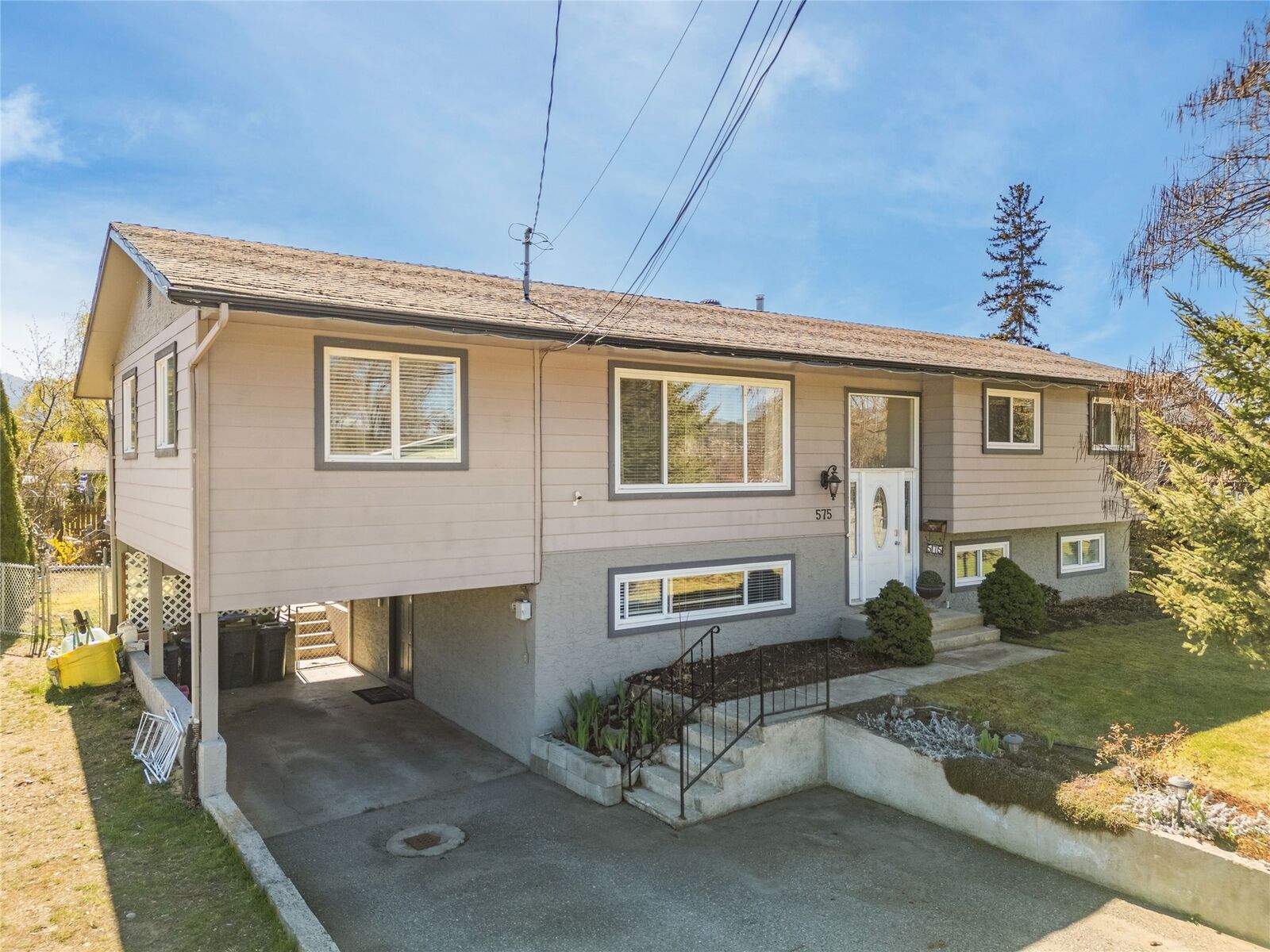 Property Photo:  575 Stirling Road  BC V1X 3X4 