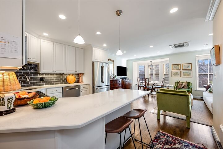 Property Photo:  75 Montgomery St 4  MA 02116 