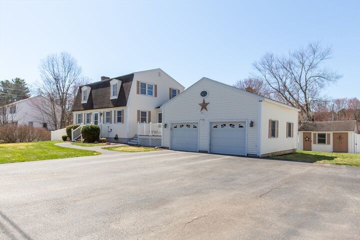 Property Photo:  5 Cedar Grove Ave  MA 01879 