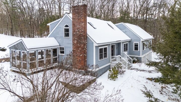 Property Photo: 31 Hillside Rd MA 01921