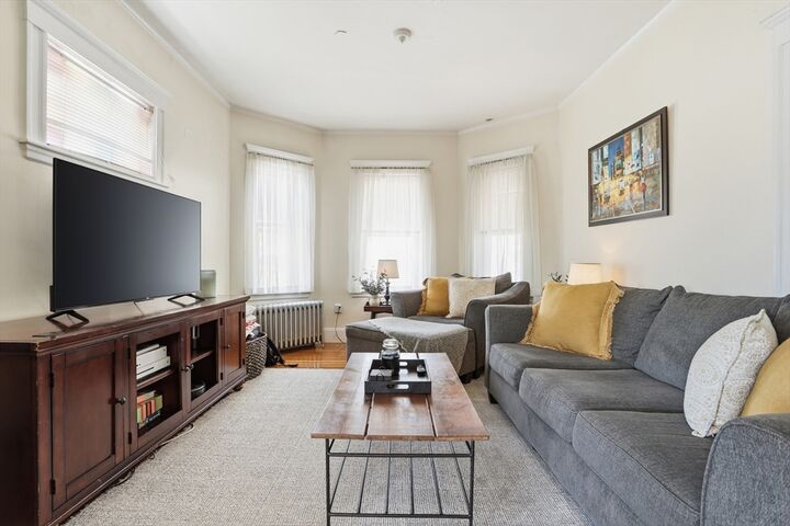 Property Photo: 320-322 Fellsway West MA 02155