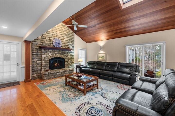 Property Photo:  17 Garfield Street  MA 01945 